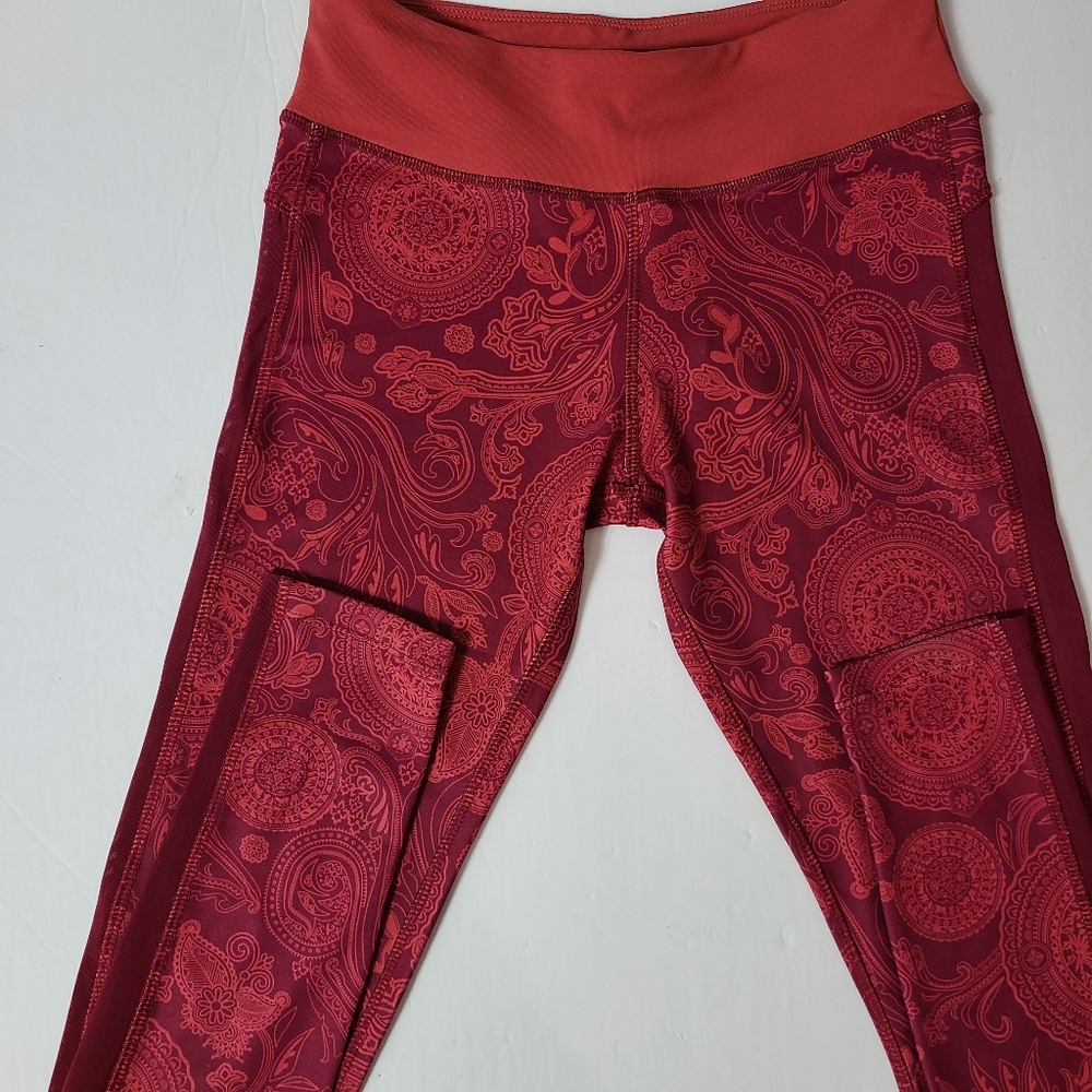 NWT Surin drop waist  sporty leggings